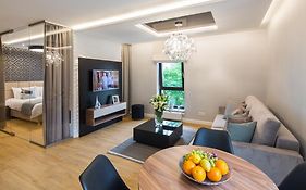 7 Heaven - Victoria Residence By Oneapartments